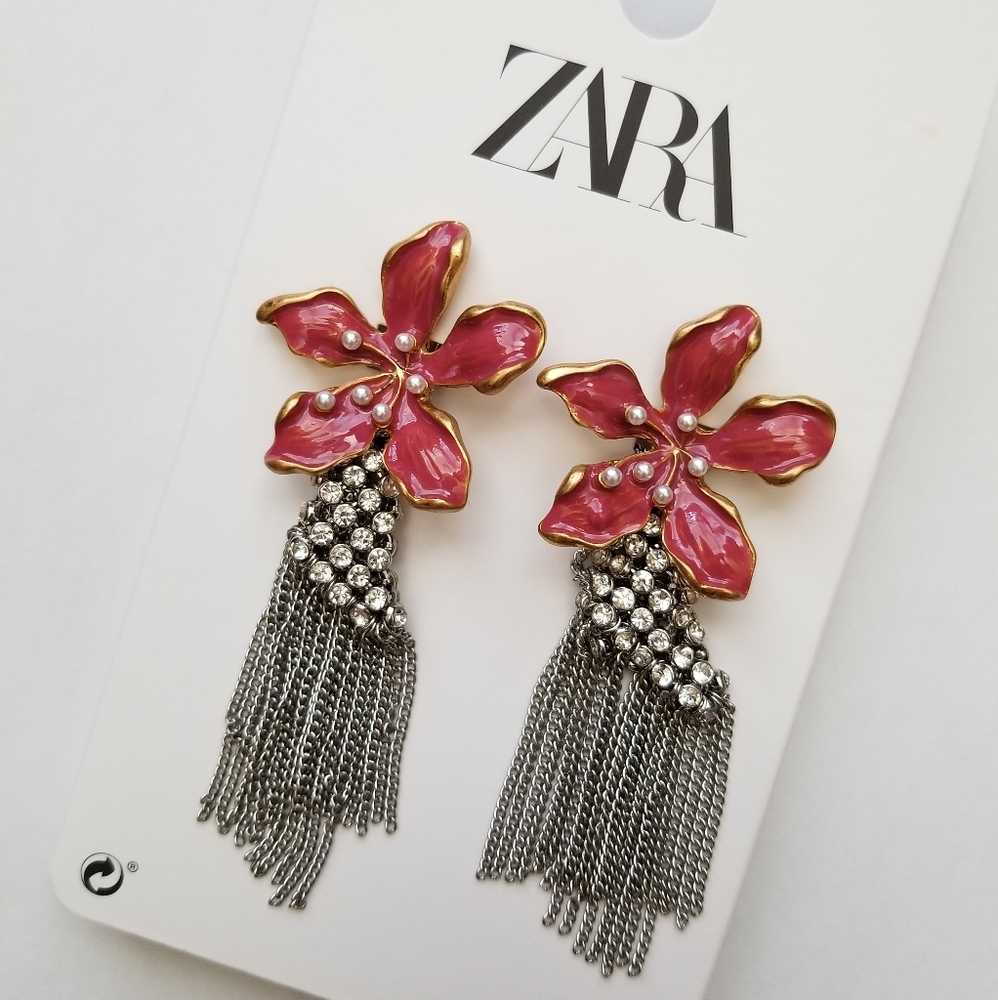 ❗Zara Pink and Gold Hibiscus Flower Luster Rhinestone Drop Earrings with Pearls❗